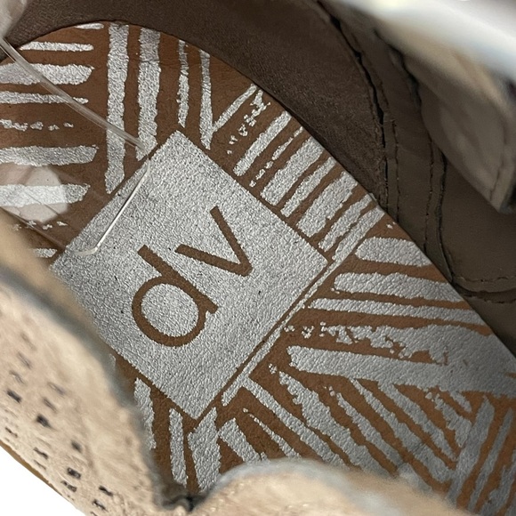 DV Dolce Vita Tan Faux Perforated Suede Zip Western Ankle Boot Sz 7.5 - Picture 10 of 12